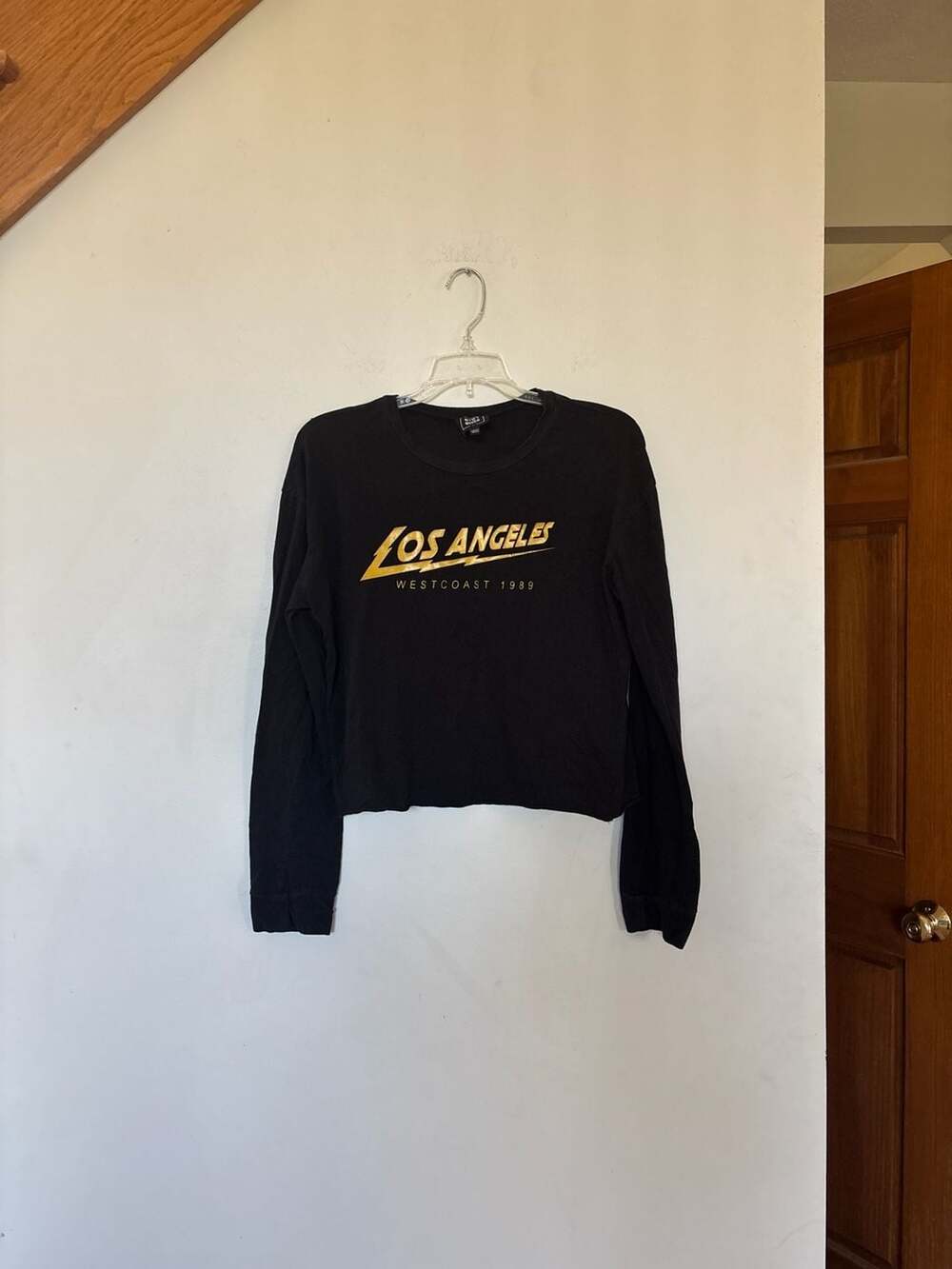 Riot Queen Los Angeles West Coast 1989 Black Long Sleeve Crop Graphic Shirt